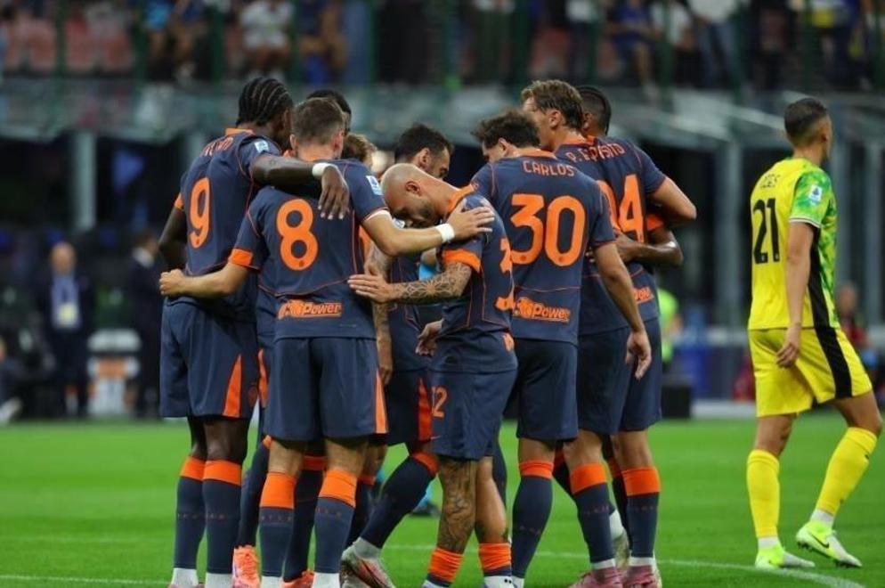 爱游戏官网入口-国米遭遇连败，战绩出现下滑