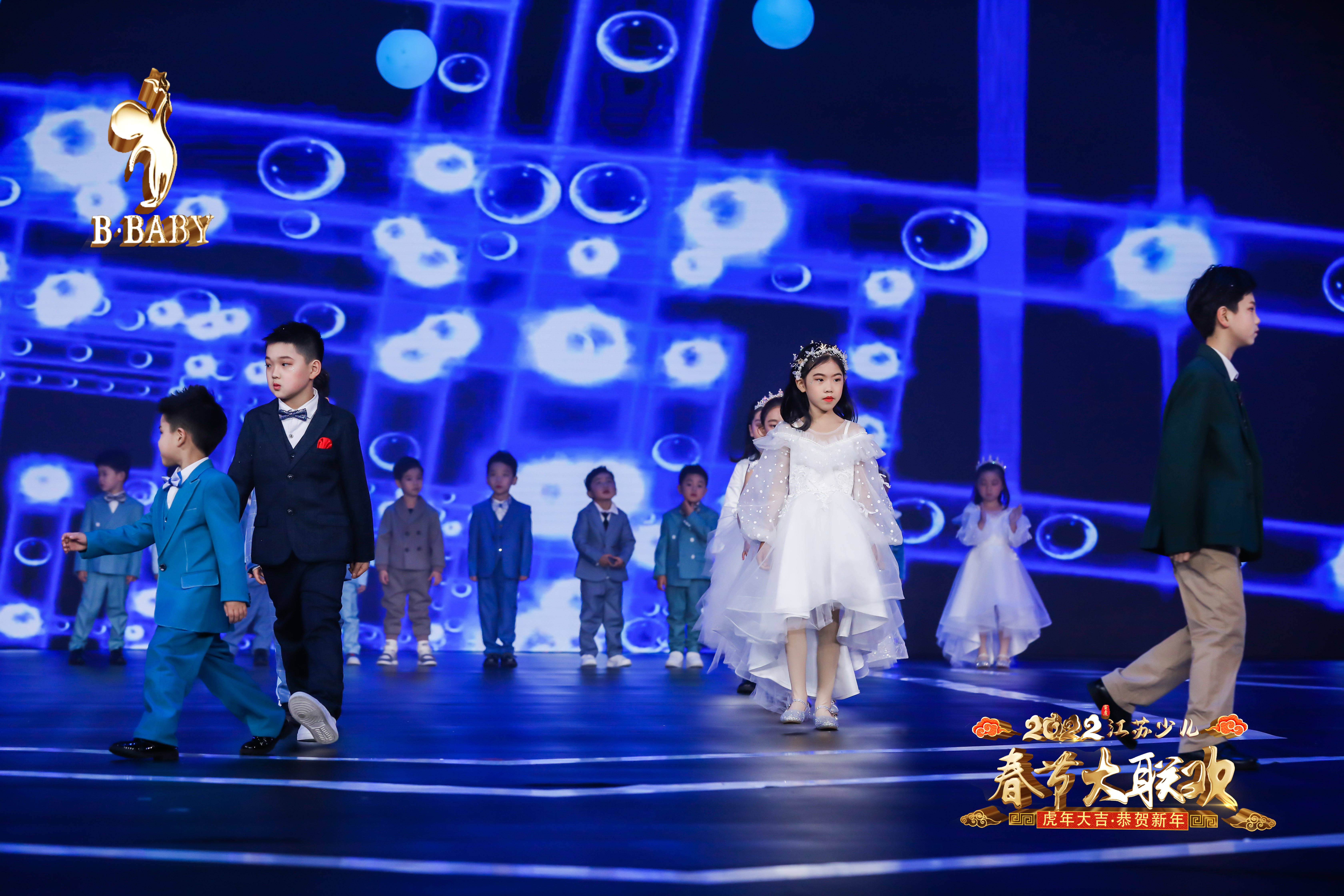 包含紧张绷紧，冠军归来等你领奖的词条