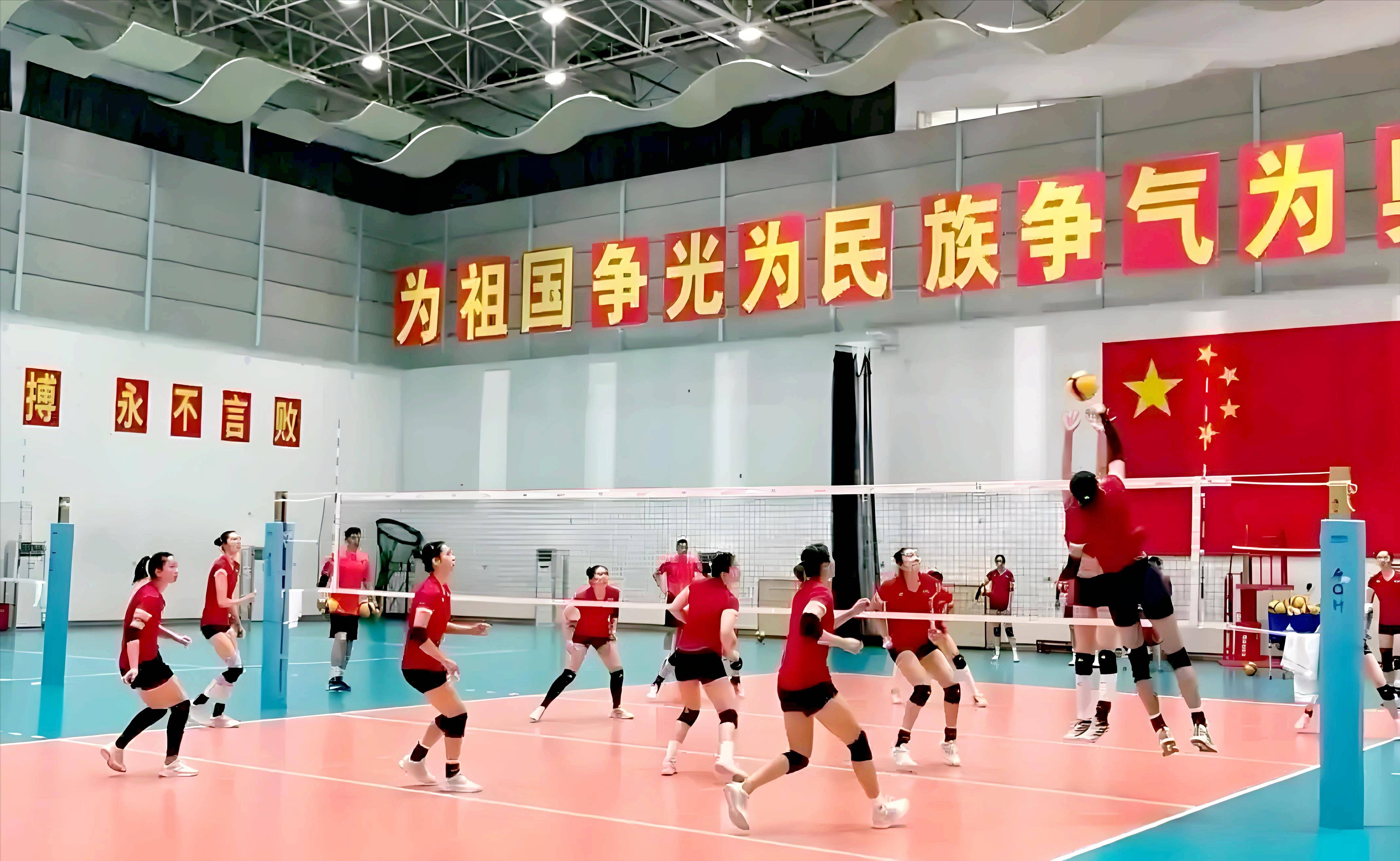 核心球员在场上发挥出色带领球队获胜 核心球员在场上发挥出色带领球队获胜