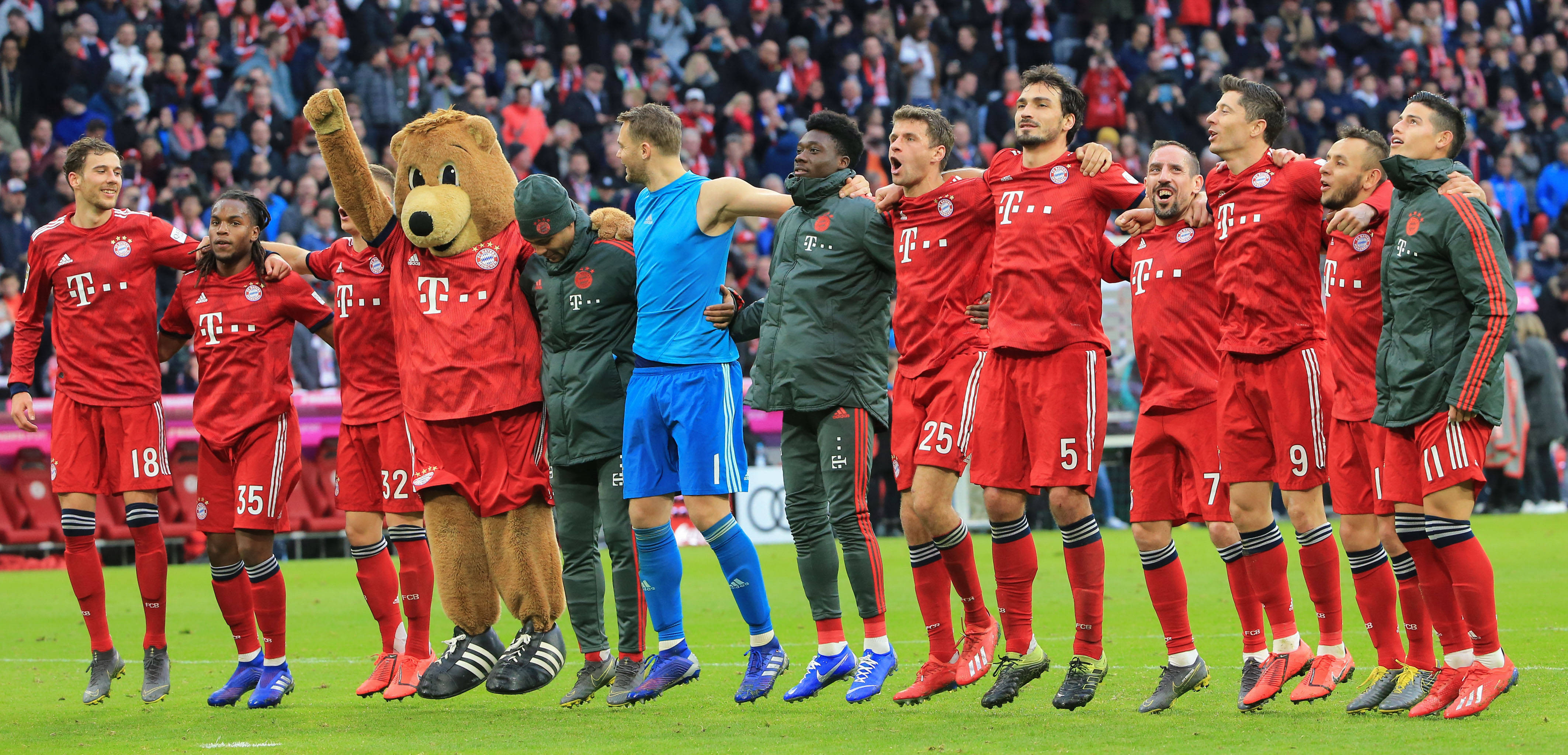 包含德甲传奇球星的荣誉之路,拜仁慕尼黑和多特蒙德的较量的词条 包含德甲传奇球星的荣誉之路,拜仁慕尼黑和多特蒙德的较量的词条