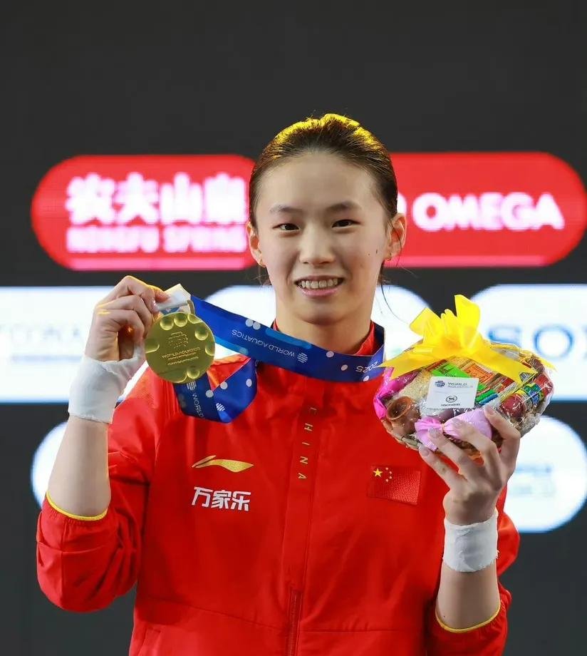 包含跳水高手再夺金牌!女选手稳夺头筹的词条 包含跳水高手再夺金牌!女选手稳夺头筹的词条